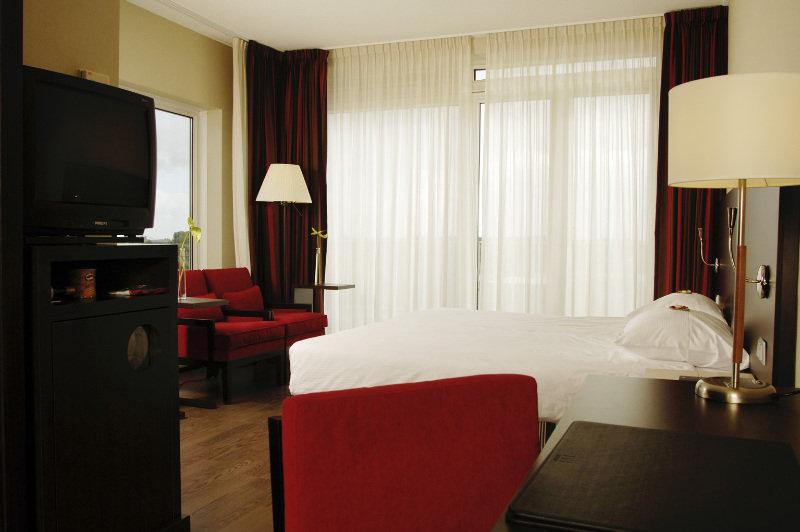 Nh Rijnhotel Arnhem